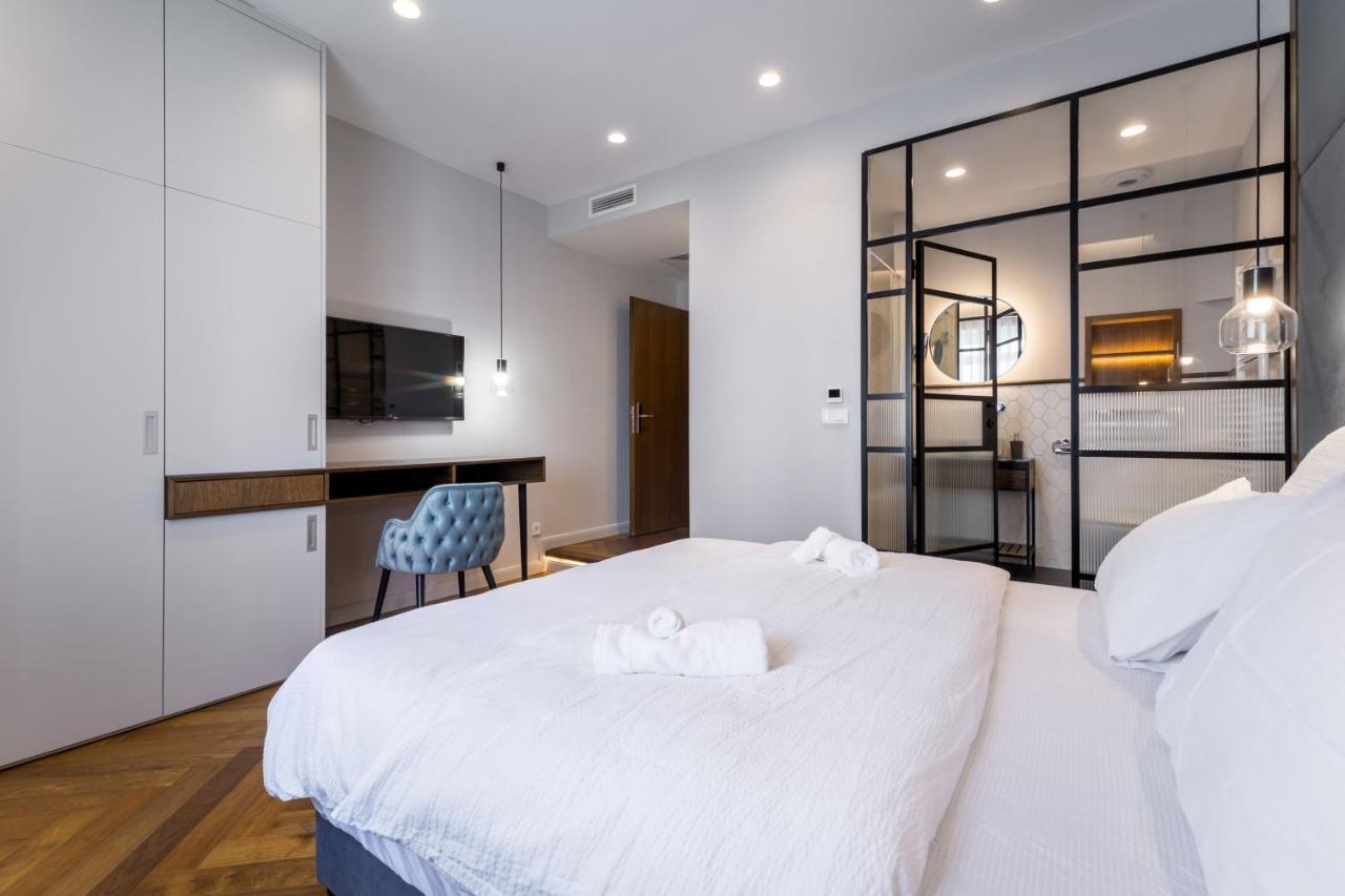 Budapest Eye- Boutique Suites, By Bqa المظهر الخارجي الصورة