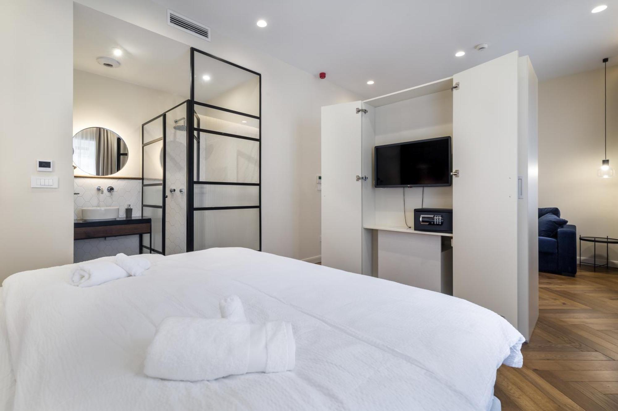 Budapest Eye- Boutique Suites, By Bqa المظهر الخارجي الصورة