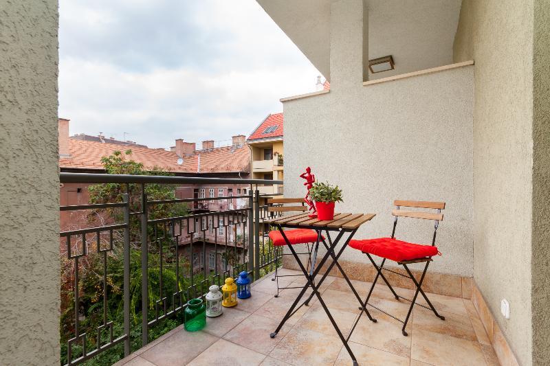 Budapest Eye- Boutique Suites, By Bqa المظهر الخارجي الصورة
